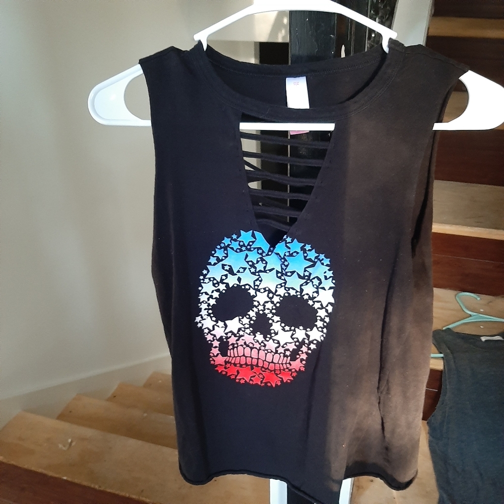 No Boundaries SleevelesFourth of July Skull Tshirt